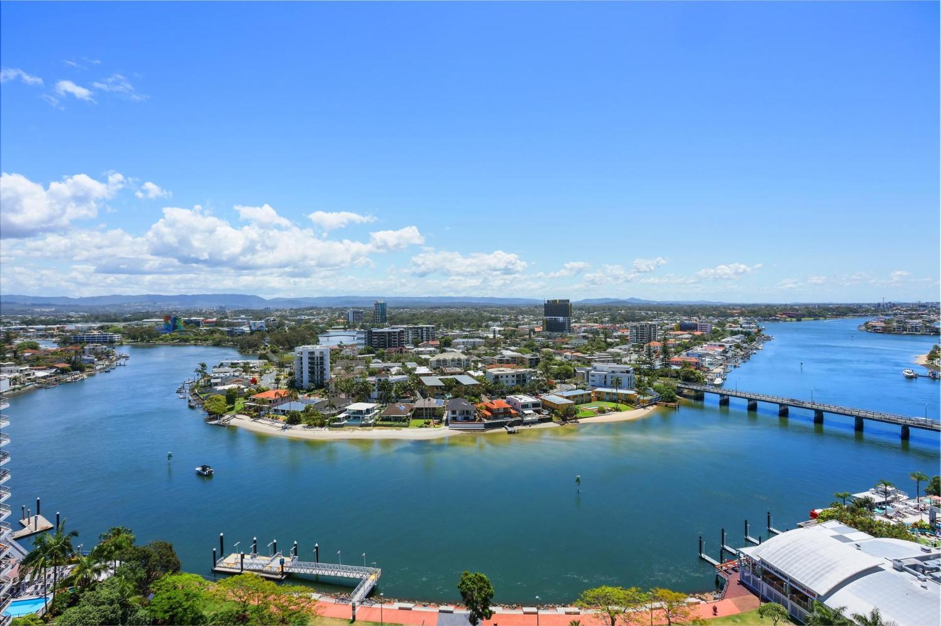 Circle On Cavill 2, 3, 4 & 5 Bedroom Skyhomes & Sub Penthouses By Gold Coast Holidays Exterior photo
