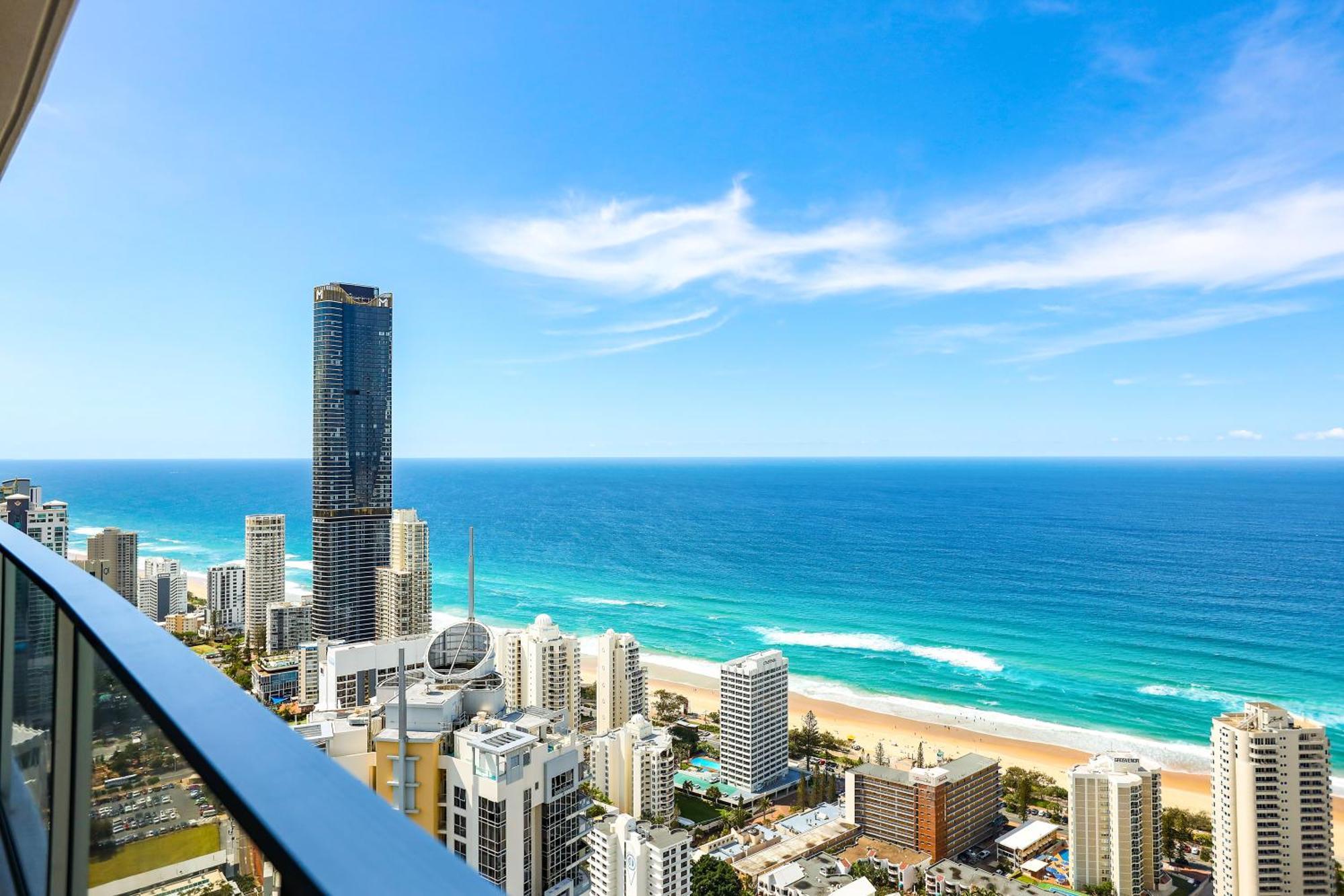 Circle On Cavill 2, 3, 4 & 5 Bedroom Skyhomes & Sub Penthouses By Gold Coast Holidays Exterior photo