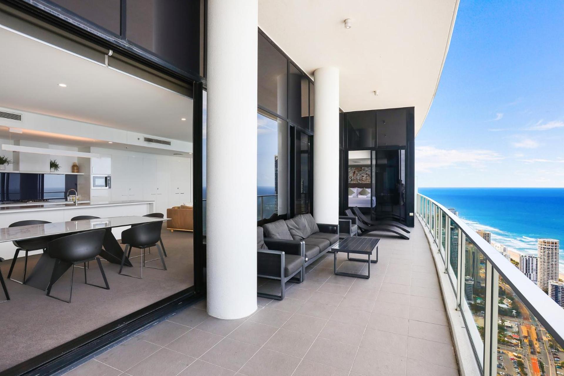 Circle On Cavill 2, 3, 4 & 5 Bedroom Skyhomes & Sub Penthouses By Gold Coast Holidays Exterior photo