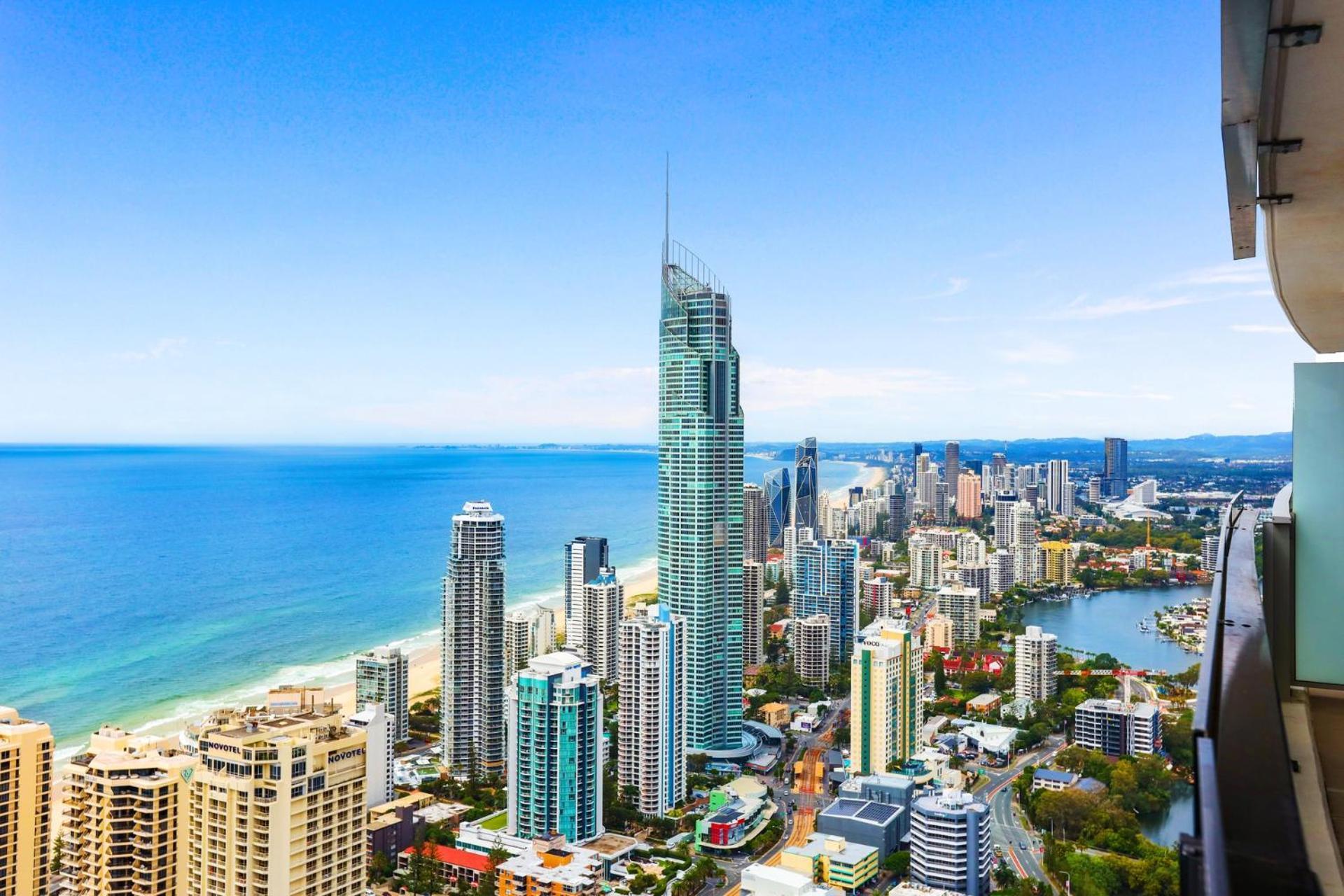 Circle On Cavill 2, 3, 4 & 5 Bedroom Skyhomes & Sub Penthouses By Gold Coast Holidays Exterior photo