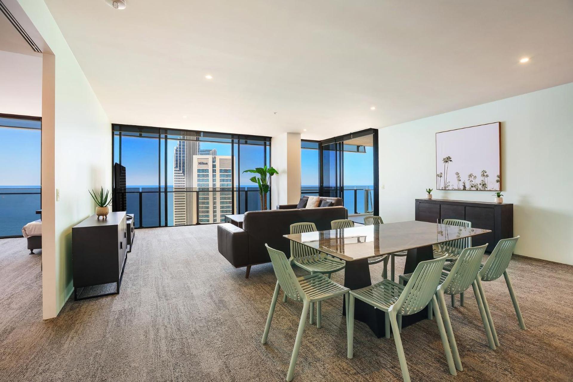 Circle On Cavill 2, 3, 4 & 5 Bedroom Skyhomes & Sub Penthouses By Gold Coast Holidays Exterior photo